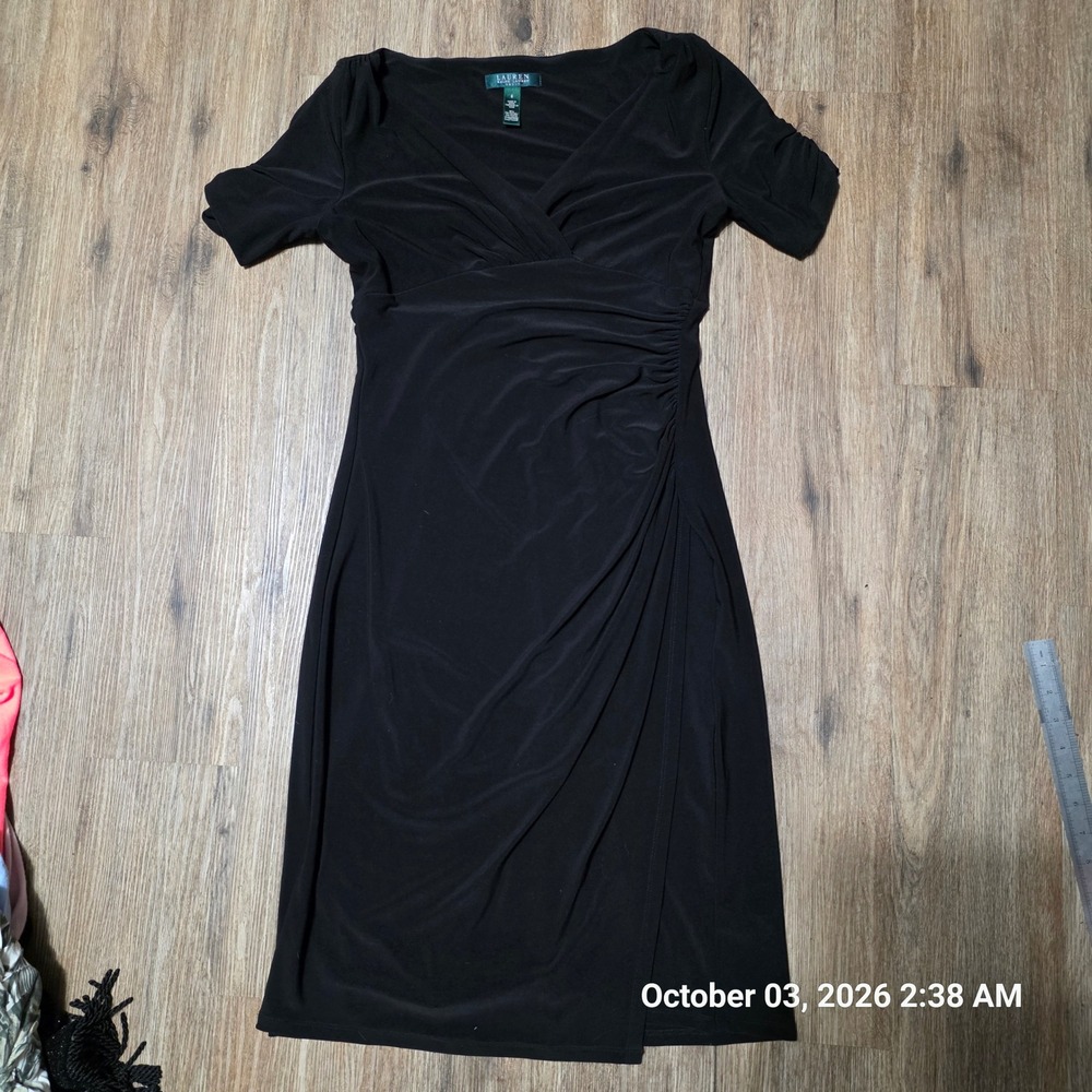 Lauren Ralph Lauren Black Ruched Faux Wrap Cocktail Dress Size 6 Short Sleeve